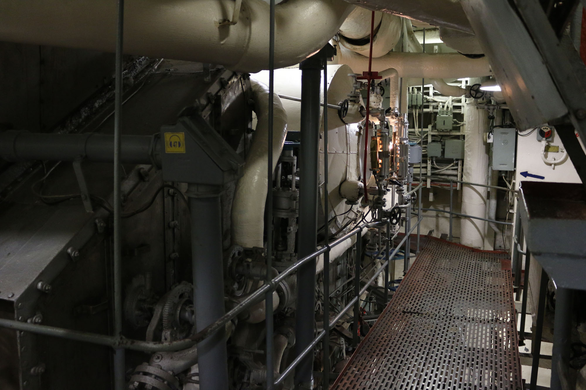 USS Yorktown photo 23